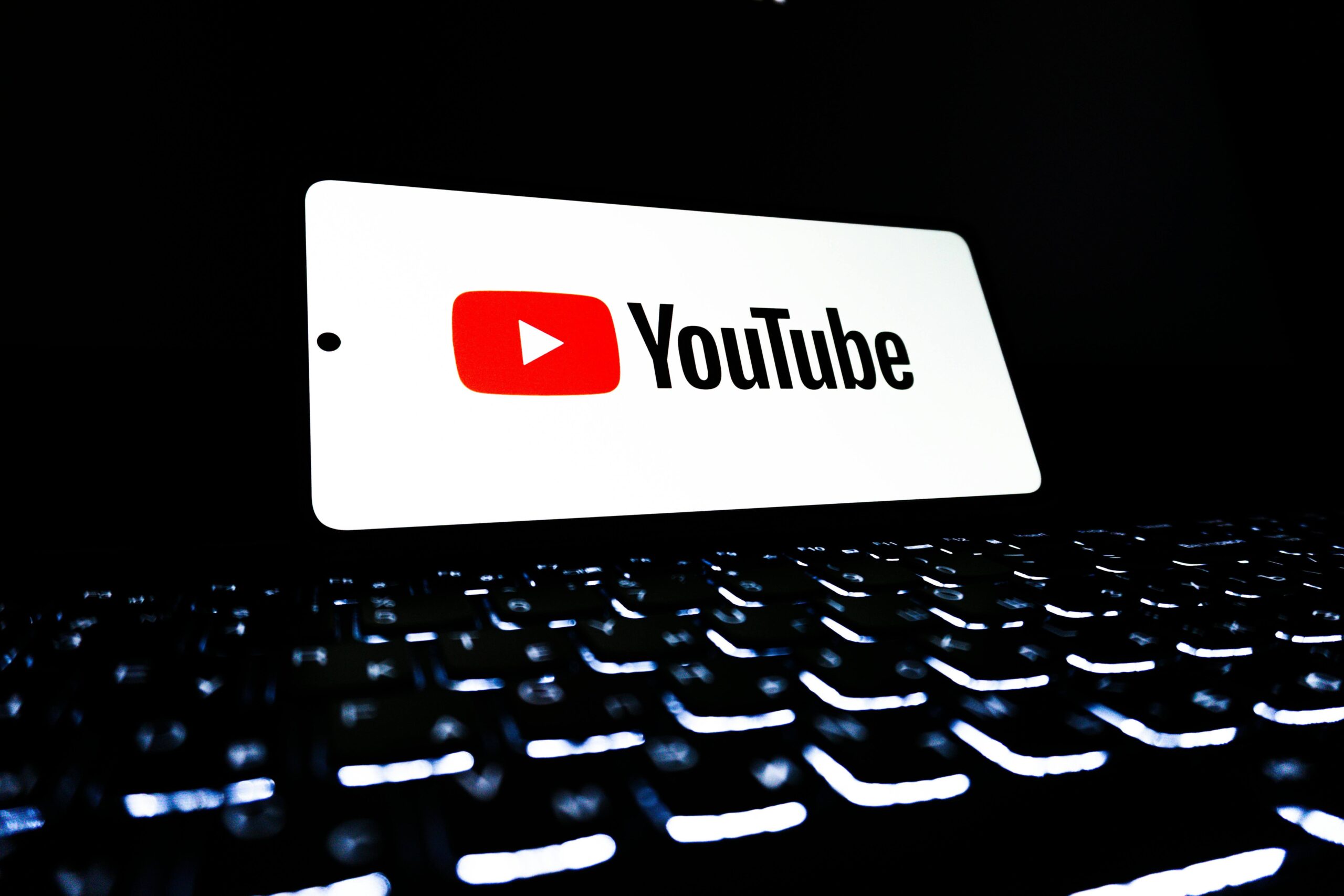 You are currently viewing YouTube Automation Business Plan: Complete Guide to Building a Profitable Faceless YouTube Channel Business
